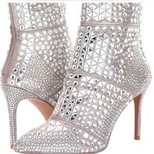 Steve Madden Rhinestone SparklingHoliday Boots